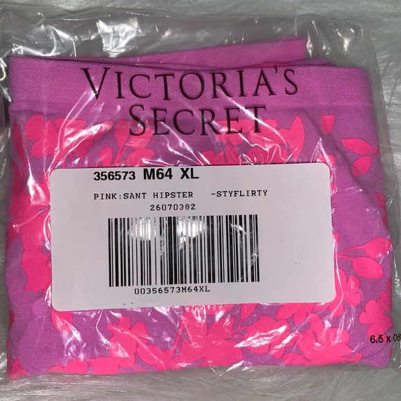🆕VS PINK SEAMLESS HIPSTER.NIP! - Picture 2 of 3